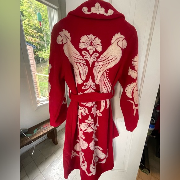 FARM Rio Red and Cream Floral Jacket - Picture 2 of 3